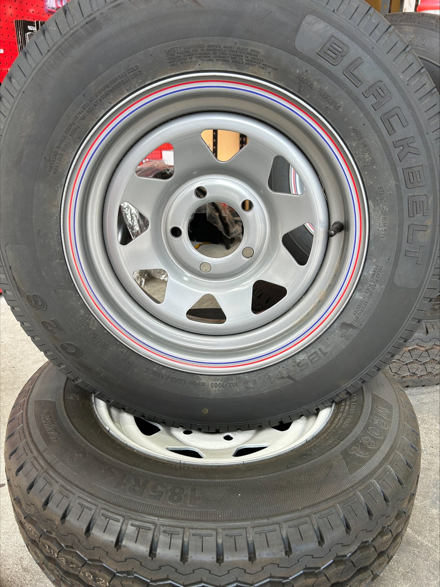 14inch Sunraysia Rim & Tyre Light Truck